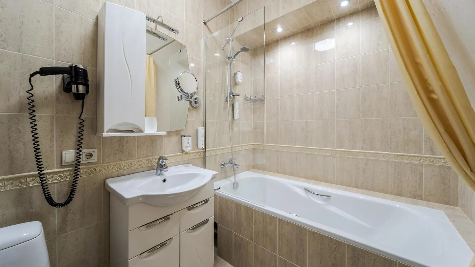 Guest house Luxury Boutique Andreevskiy Lviv