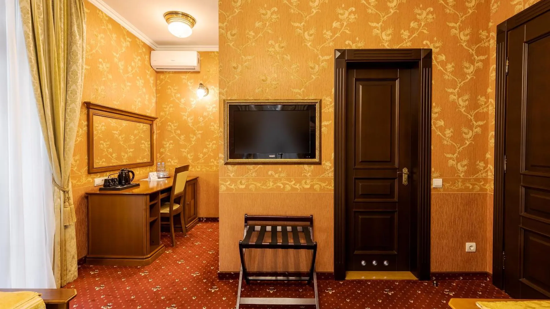 Luxury Boutique Andreevskiy Hotel Lviv Ukraine