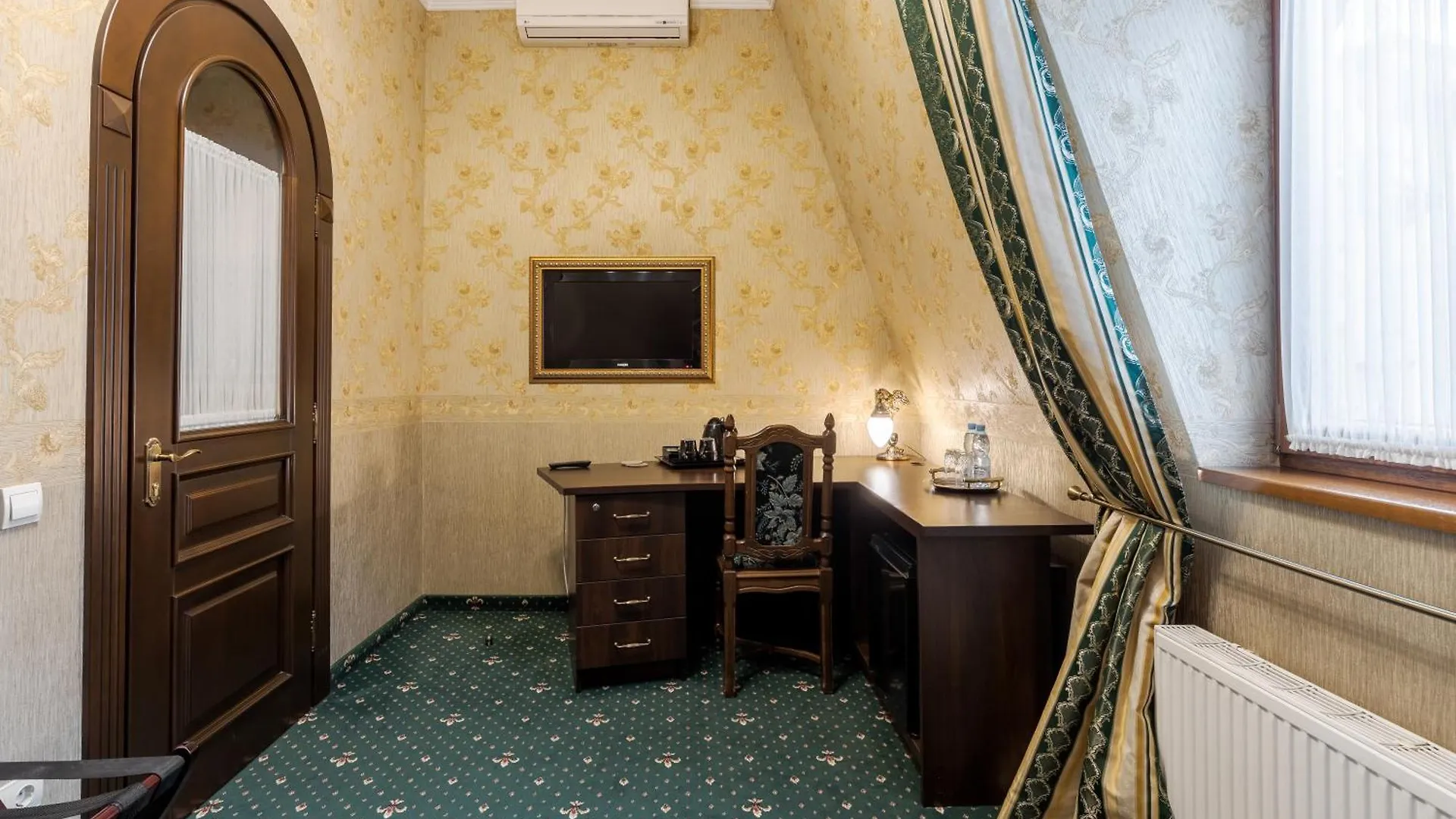 **** Guest house Luxury Boutique Andreevskiy Hotel Lviv Ukraine