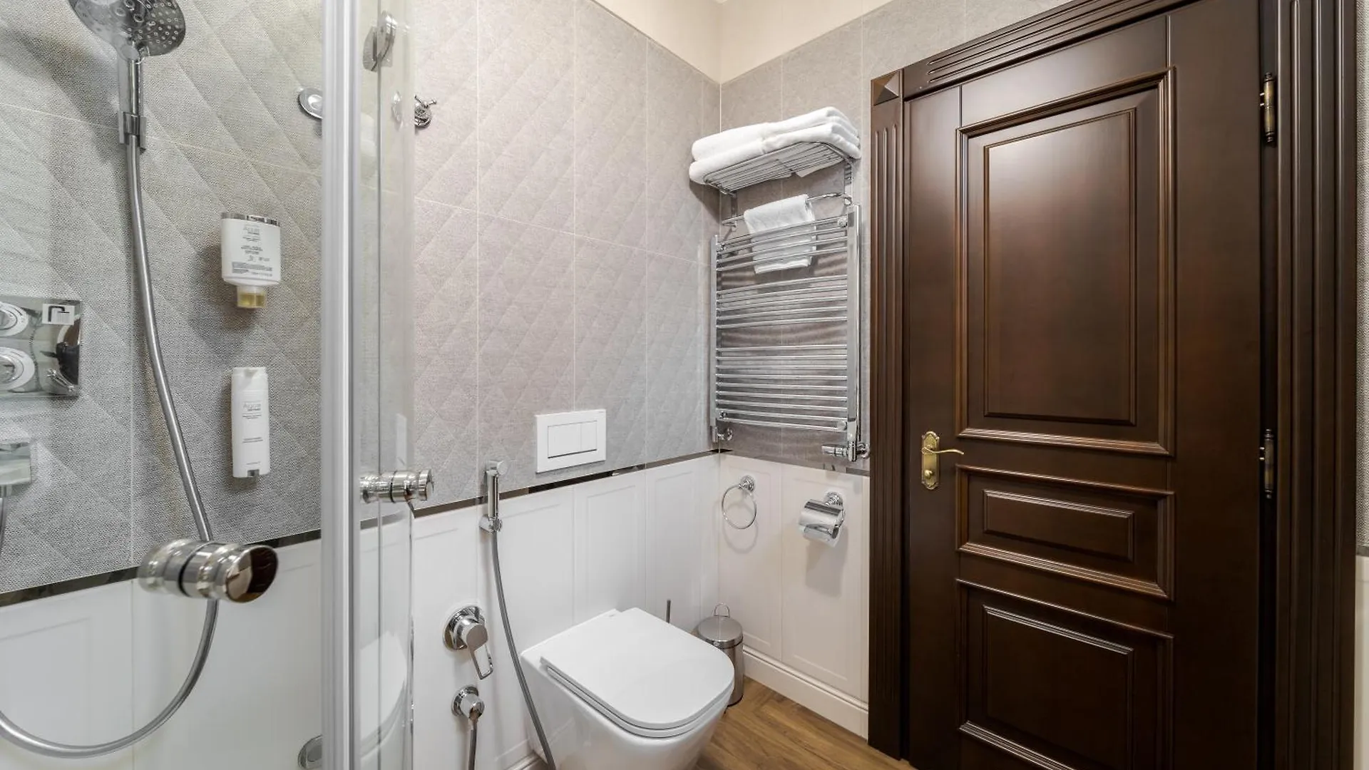 Guest house Luxury Boutique Andreevskiy Hotel Lviv