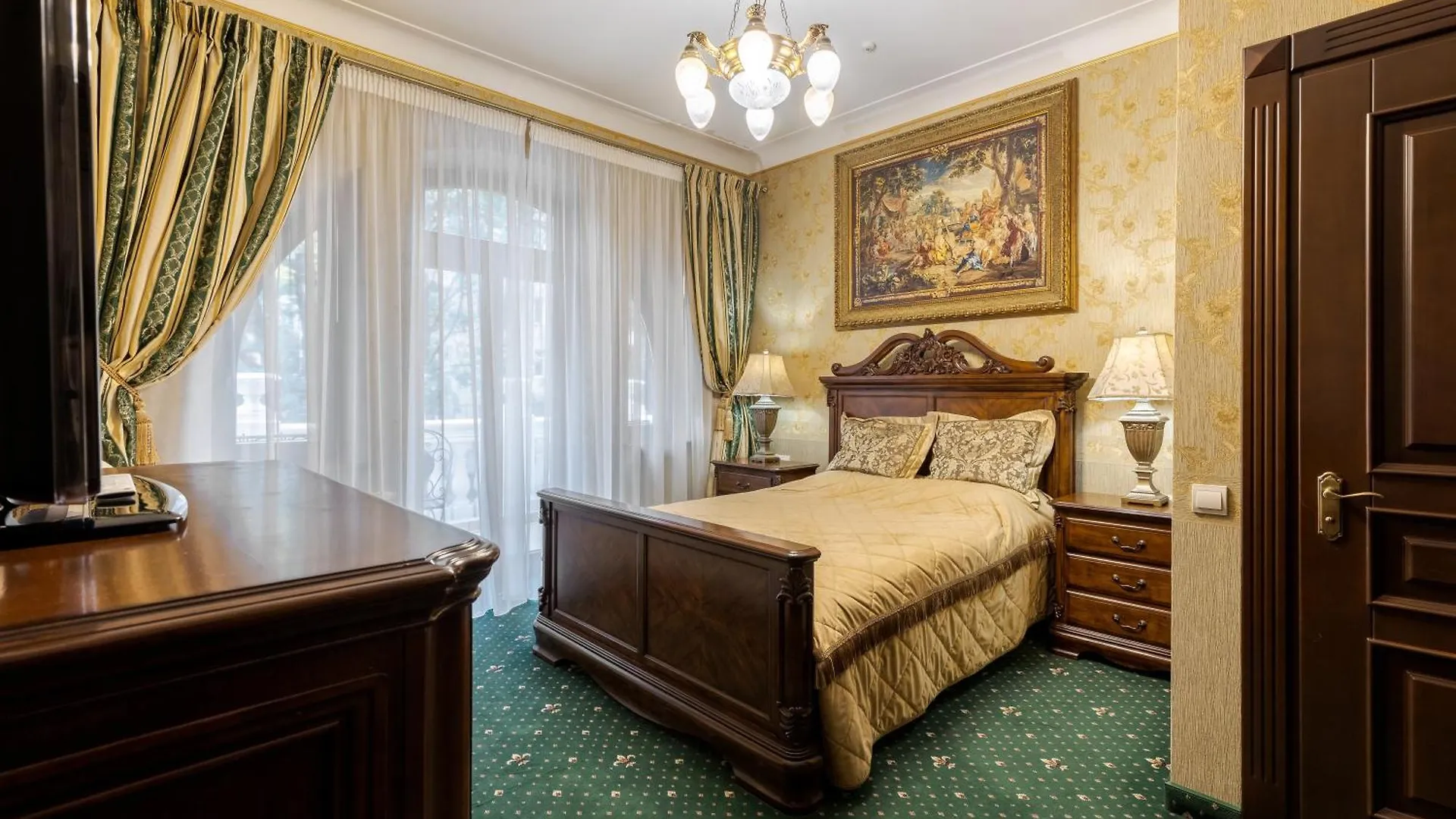 Luxury Boutique Andreevskiy Hotel Lviv Ukraine