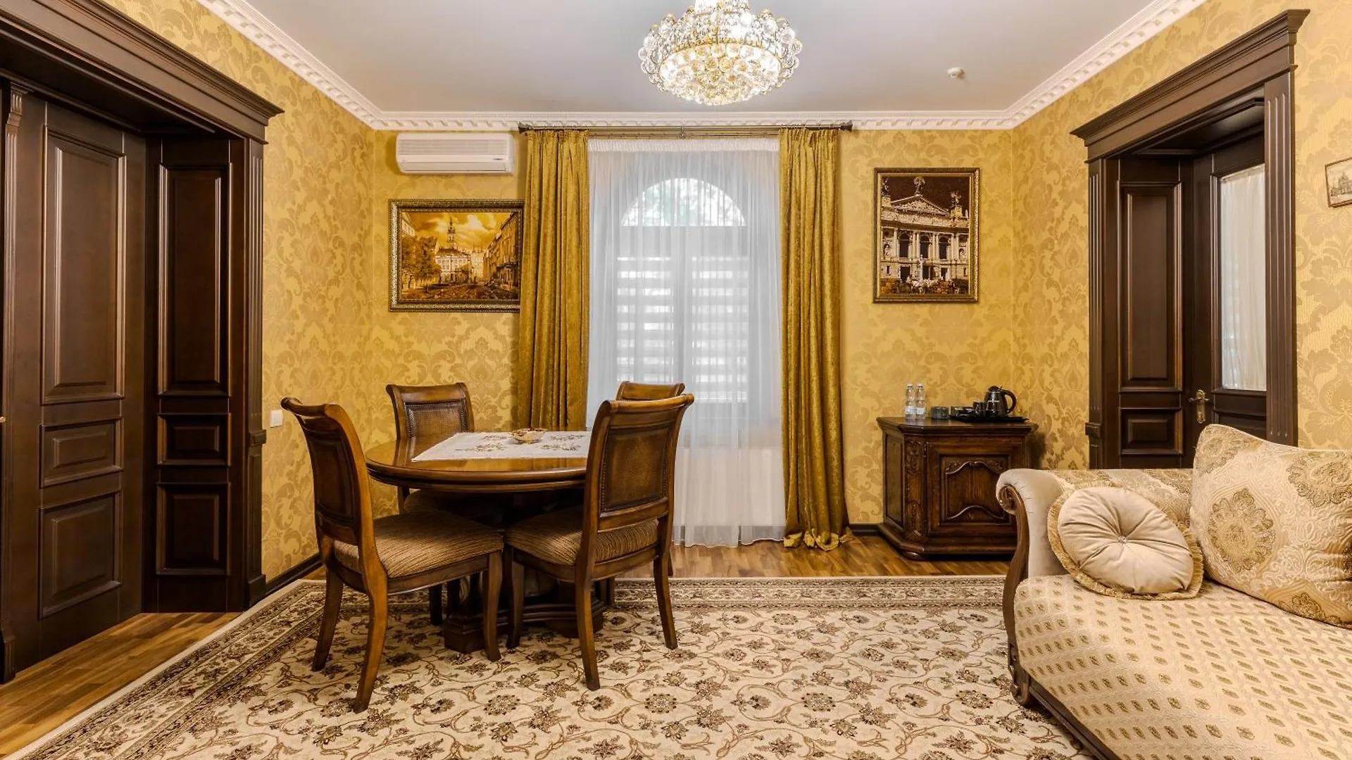 Luxury Boutique Andreevskiy Hotel Lviv Guest house